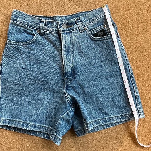 Vintage 90s Harley Davidson Jean shorts - Picture 9 of 11